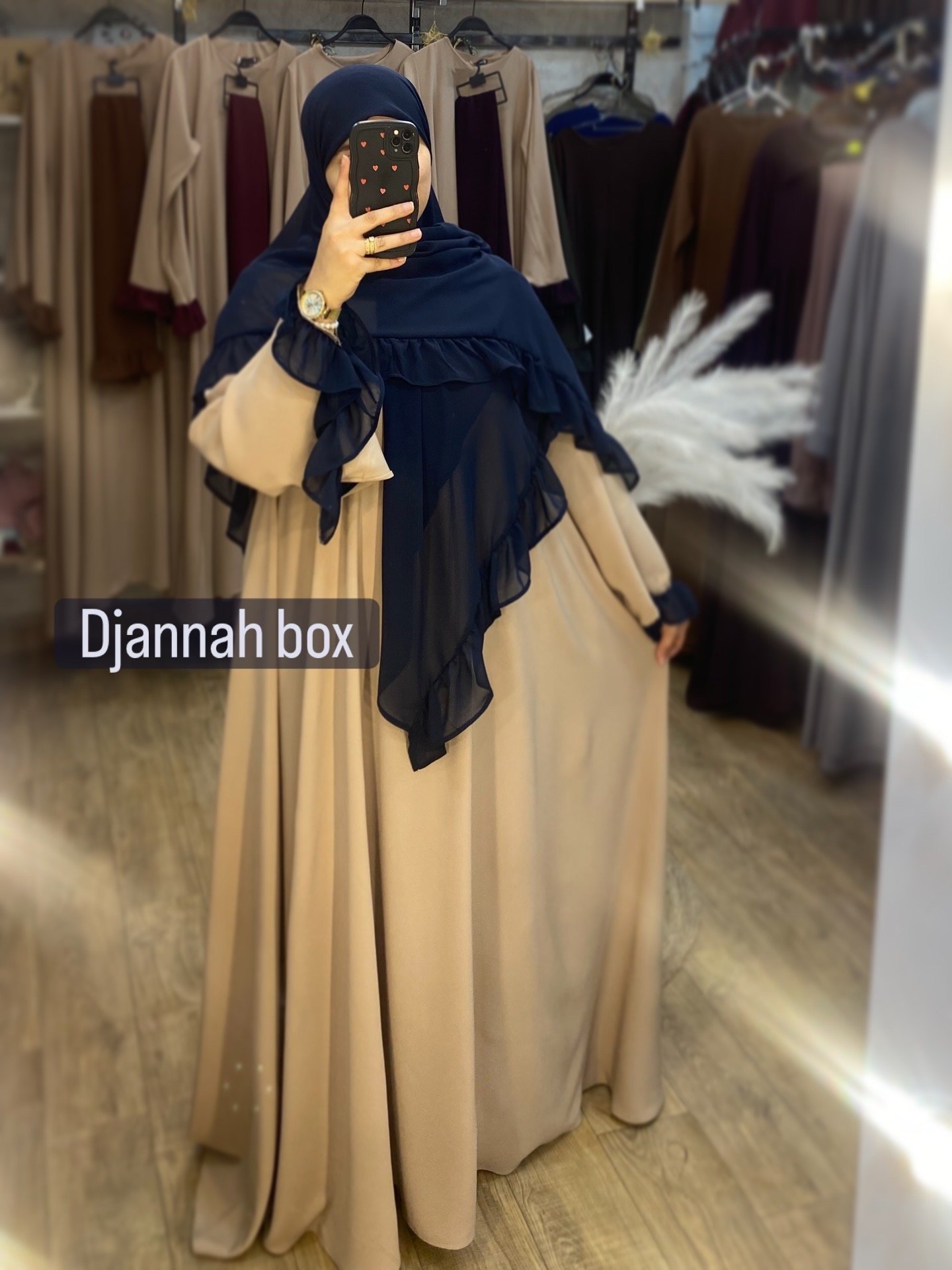 Ensemble abaya samra ( cappuccino + foulard bleu nuit )