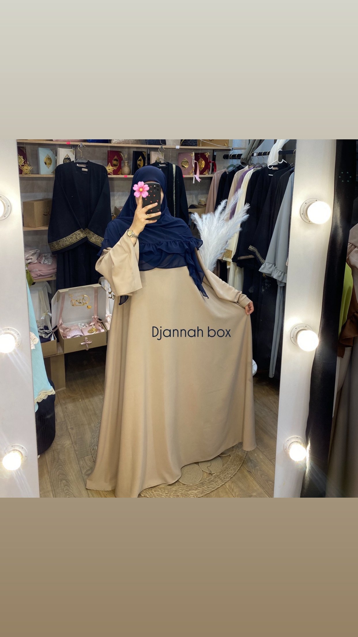 Ensemble 2 pc abaya cloche( abaya cappuccino + f bleu nuit ) 