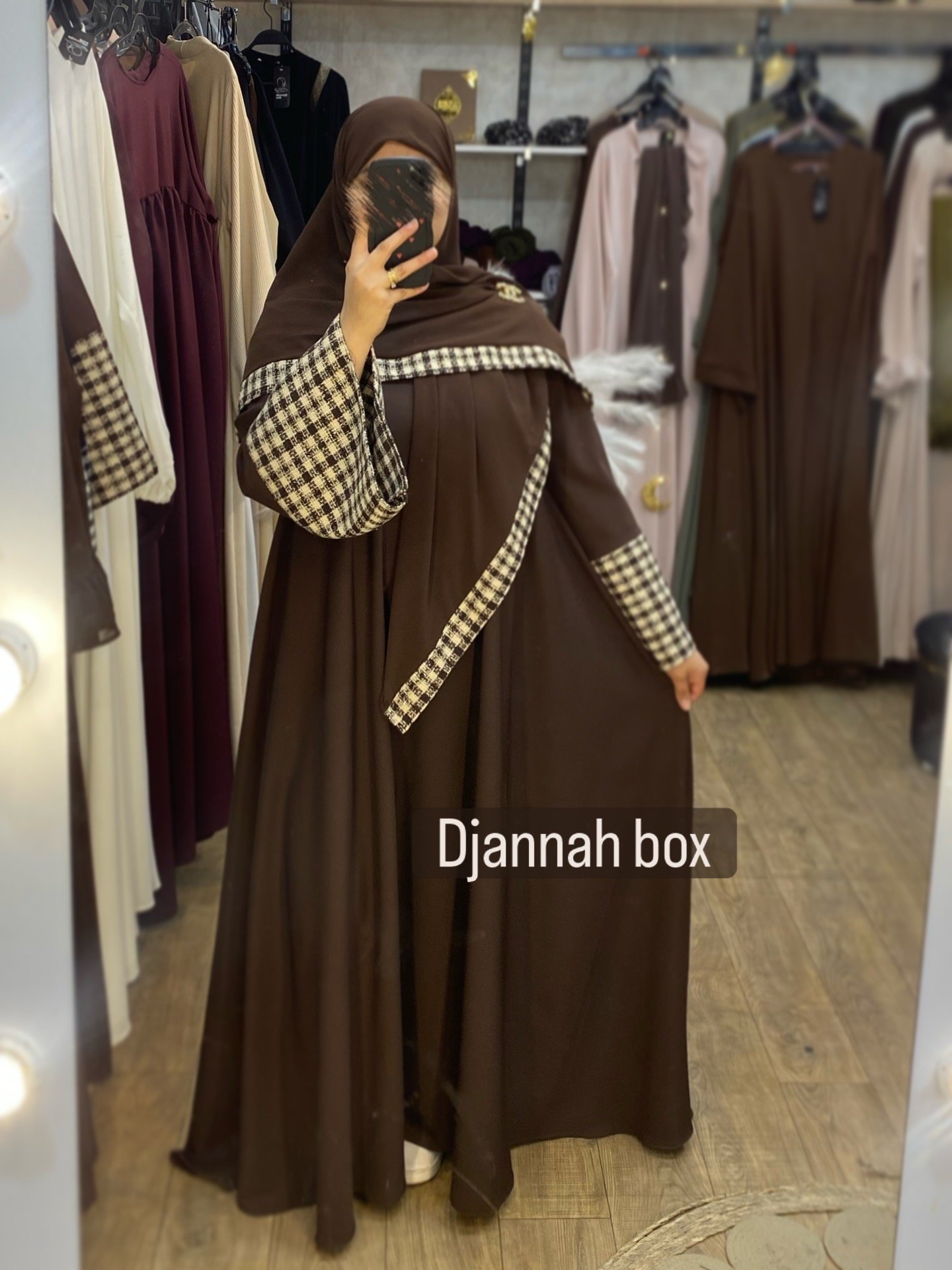 Ensemble abaya chanel marron + foulard chanel 